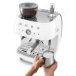 Espresso kohvimasin kohviveskiga Smeg 50`ndate stiil valge_05 - EGF03WHEU - 8017709329853