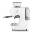 Espresso kohvimasin kohviveskiga Smeg 50`ndate stiil valge_02 - EGF03WHEU - 8017709329853